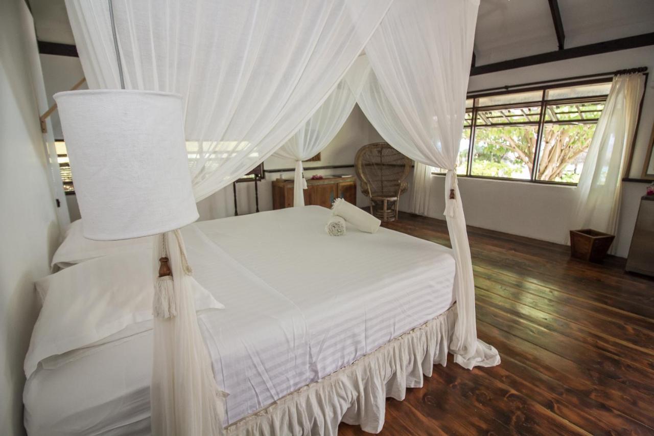 Le Coconut Lodge Avatoru Exteriér fotografie